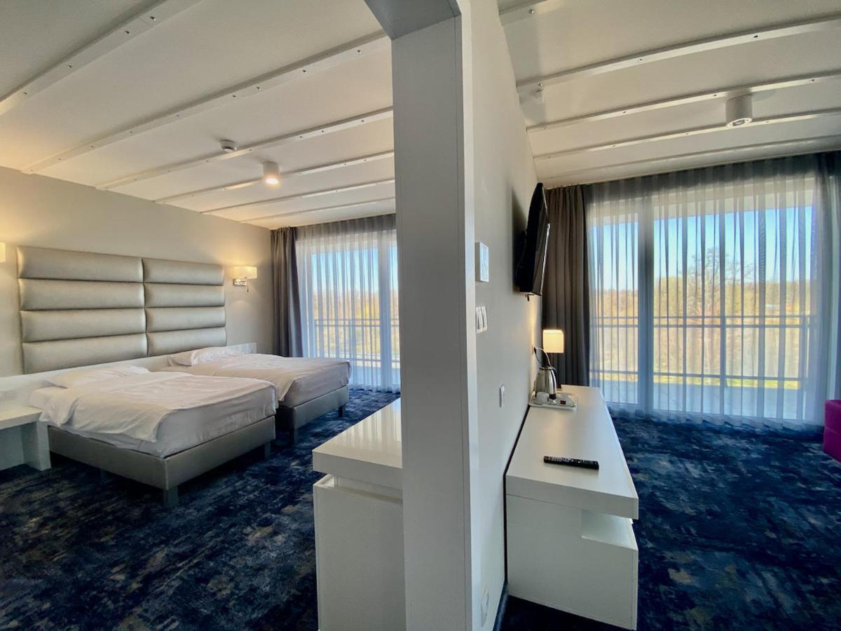 Ferry Resort Мельно Экстерьер фото